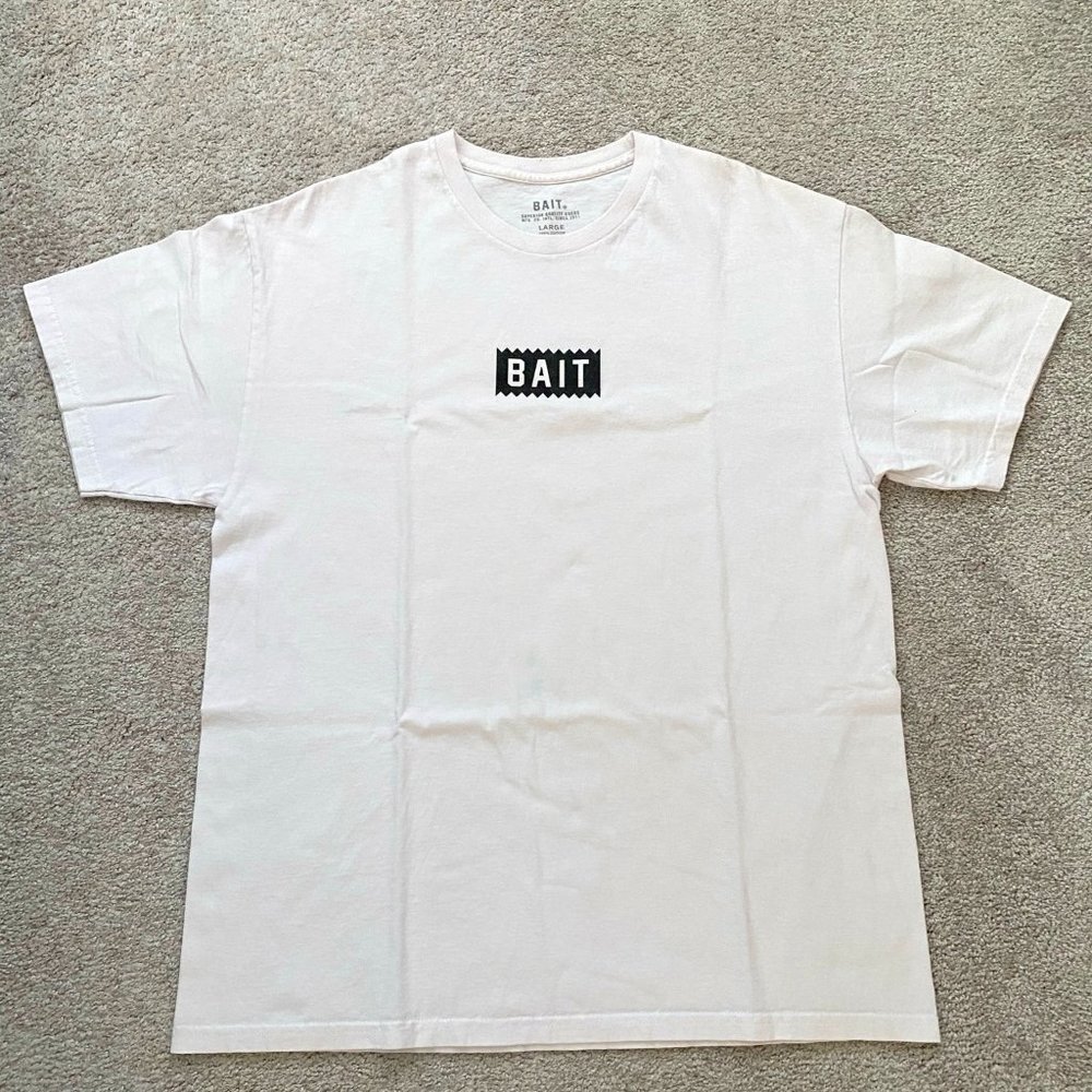 Bait Box Logo Short-Sleeve Tee (White) Large